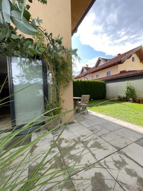 Ferienwohnung Familiengarten Volders Exterior photo